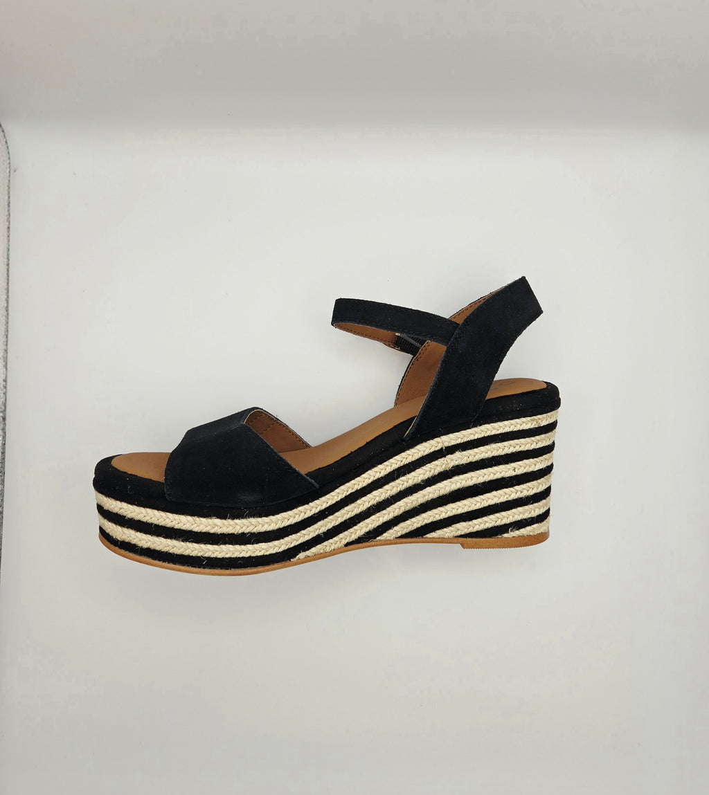 Popa Arenal Black Suede