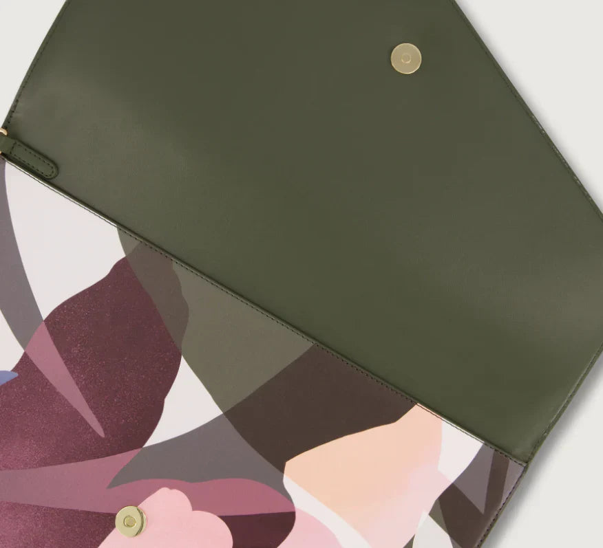 Flox Ahi Clutch