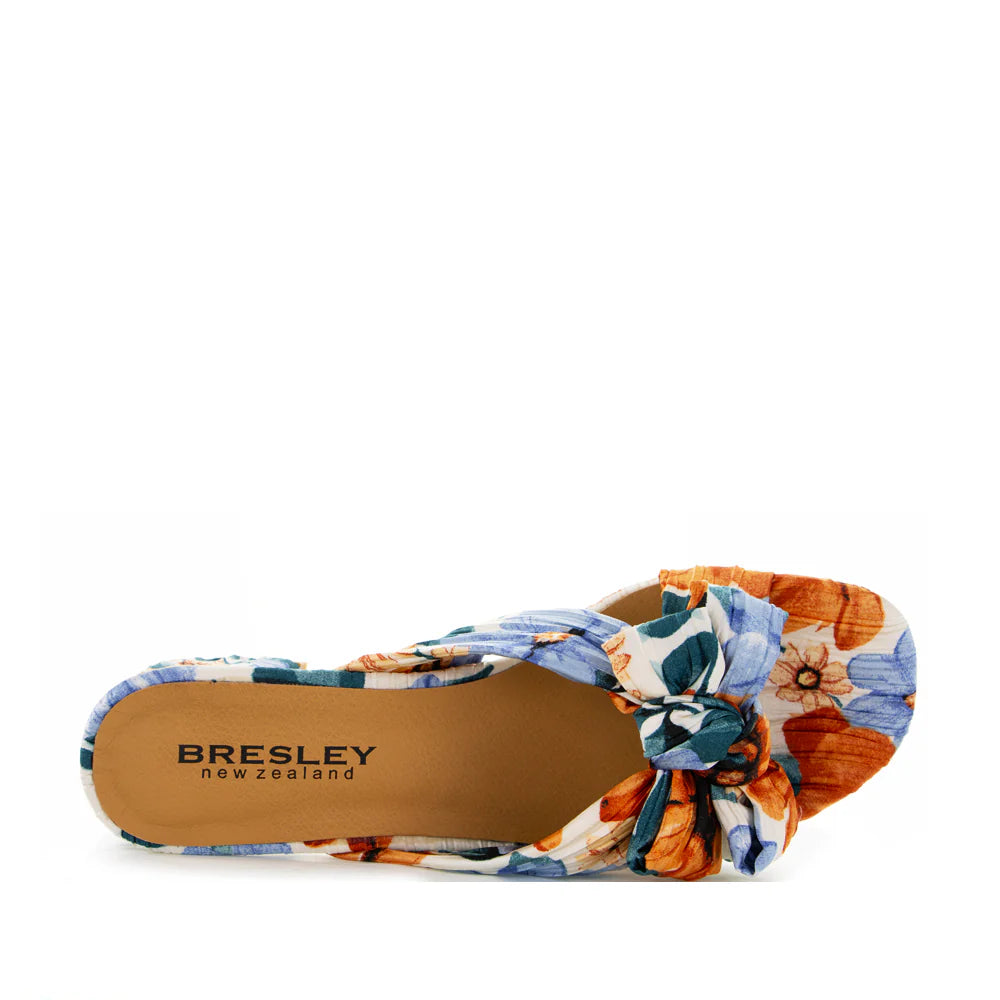 Bresley Aniston Beige Floral