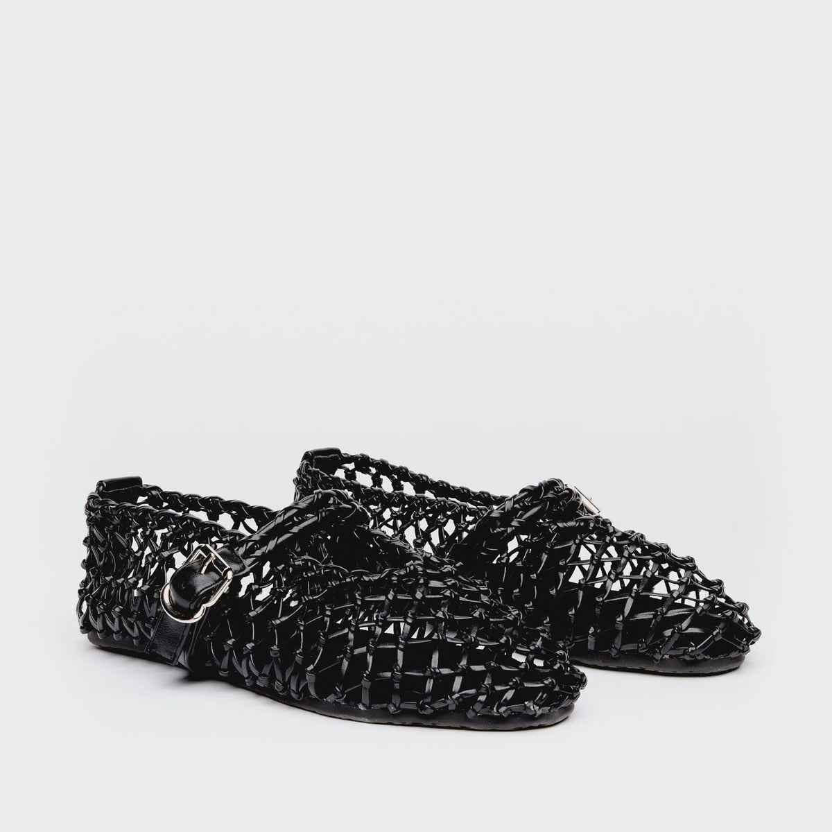 Elyson Fire Slide Black