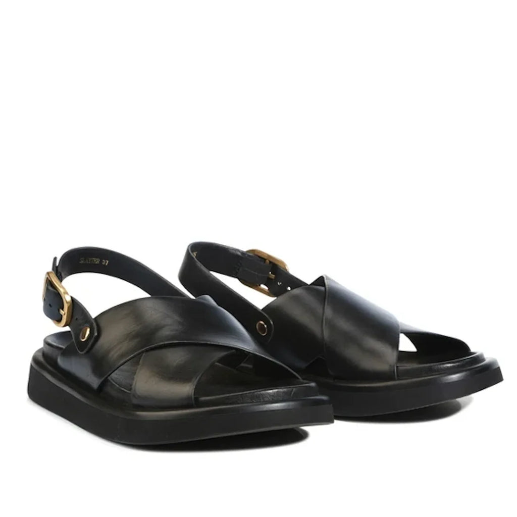 EOS Slayter Black