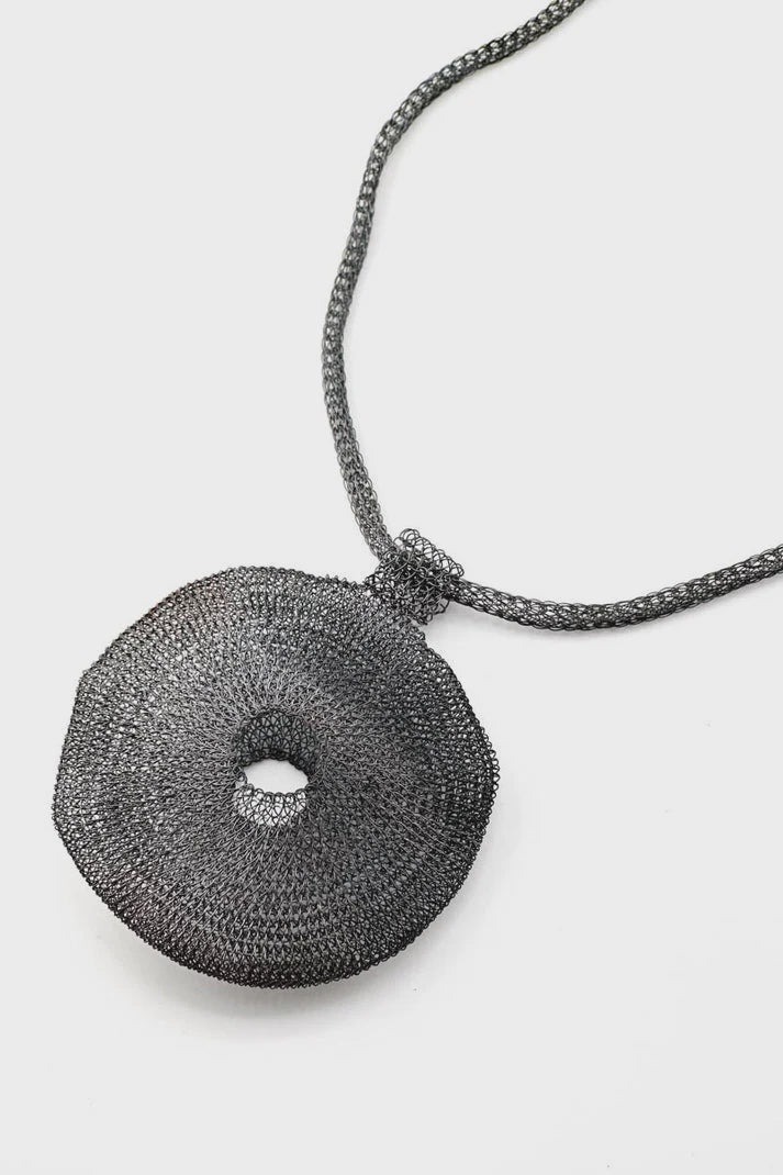 Dogstar Taiyo Necklace Oxi