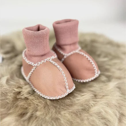 Kiwi Gear Baby Booties Pink